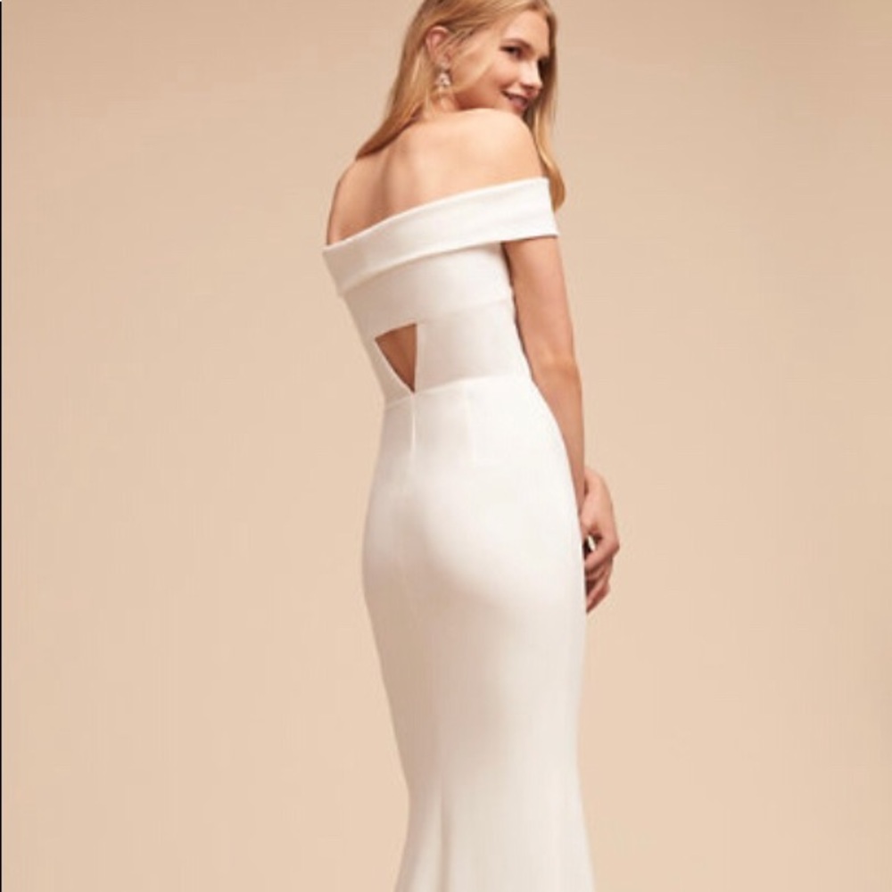 Off shoulder cutout Ivory dress / Katie May.